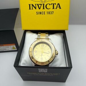 Invicta Men's Gold-Tone Dive Watch - Classic Two-Tone Design
